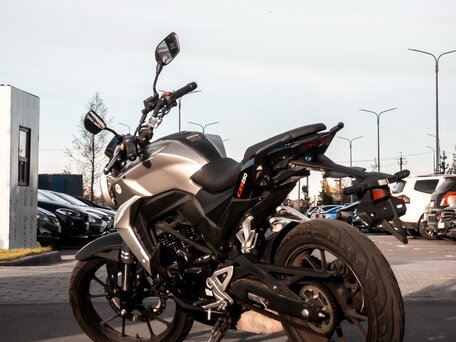 2022 Motoland CB250, серебристый, 153000 рублей, вид 5