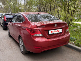 2011 Hyundai Solaris I, красный, 585000 рублей, вид 5