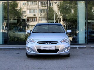 2014 Hyundai Solaris I, серебристый, 770000 рублей, вид 2