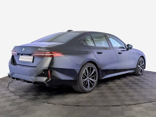 2025 BMW 5 серии Long 530Li xDrive VIII (G60/G61/G68), чёрный, 8255000 рублей, вид 5