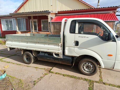 2010 Kia Bongo, белый, 1220000 рублей, вид 4
