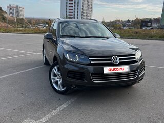 2011 Volkswagen Touareg II, серый, 1490000 рублей, вид 4