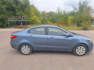 2012 Kia Rio III, голубой, 700000 рублей, вид 3