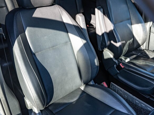 2016 Mercedes-Benz Vito 119 BlueTEC L2 III (W447), чёрный, 3200000 рублей - вид 15