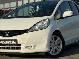 2011 Honda Jazz II Рестайлинг, белый, 959000 рублей, вид 2