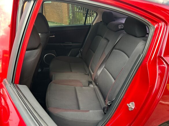2005 Mazda 3 I (BK), красный, 565000 рублей - вид 10