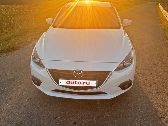 2014 Mazda 3 III (BM), белый, 1350000 рублей