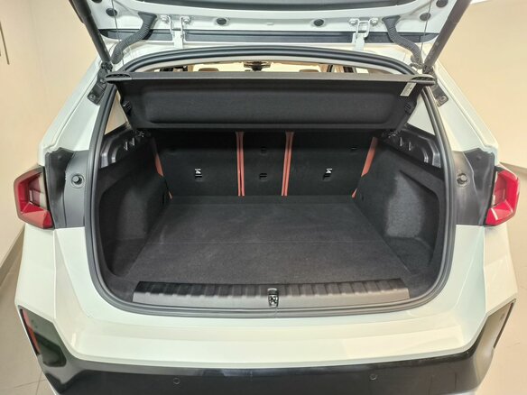 2025 BMW X1 Long 25Li sDrive III (U11/U12), белый, 5360000 рублей - вид 14