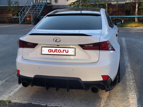 2015 Lexus IS 250 III, белый, 2300000 рублей - вид 2