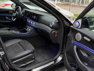 2022 Mercedes-Benz E-Класс 220 d V (W213, S213, C238) Рестайлинг, чёрный, 4650000 рублей, вид 5