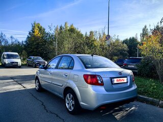 2010 Kia Rio II Рестайлинг, серебристый, 499000 рублей, вид 4