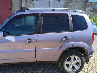 2010 Chevrolet Niva I Рестайлинг, фиолетовый, 660000 рублей, вид 4