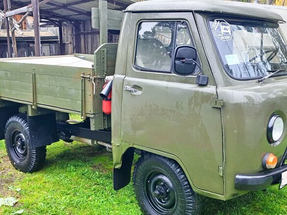 1990 УАЗ 3151 3151, зелёный, 450000 рублей - вид 1