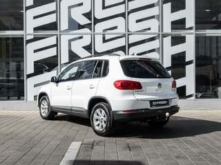 2012 Volkswagen Tiguan I Рестайлинг, белый, 1484000 рублей, вид 2