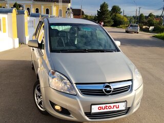2011 Opel Zafira B Рестайлинг, бежевый, 650000 рублей, вид 3