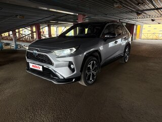 2020 Toyota RAV4 Prime V (XA50), серебристый, 5950000 рублей, вид 1