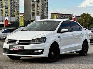 2016 Volkswagen Polo V Рестайлинг, белый, 899000 рублей, вид 4