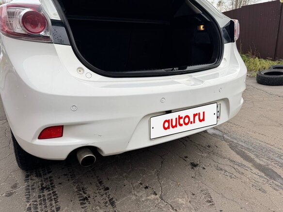 2012 Mazda 3 II (BL) Рестайлинг, белый, 870000 рублей - вид 10