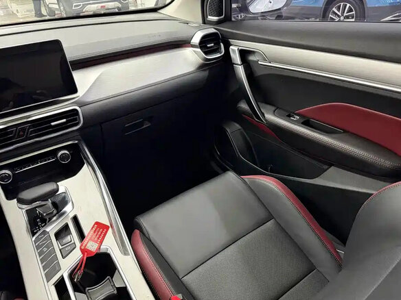 2022 Geely Coolray (Binyue) I, белый, 1391255 рублей - вид 17