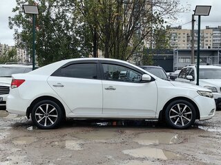 2013 Kia Cerato 6-speed II, белый, 589000 рублей, вид 4