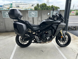 2025 Yamaha MT-09 Tracer (FJ-09), чёрный, 1500000 рублей, вид 2
