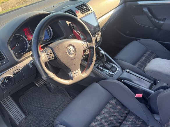 2008 Volkswagen Golf GTI V, красный - вид 4