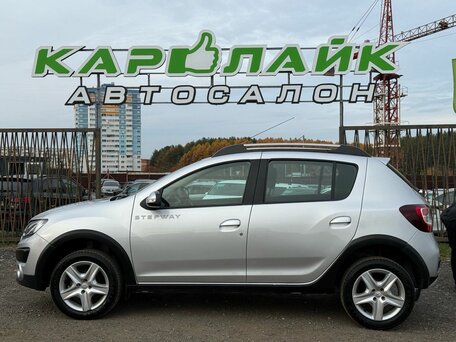 2018 Renault Sandero Stepway II, серебристый, 879000 рублей, вид 3