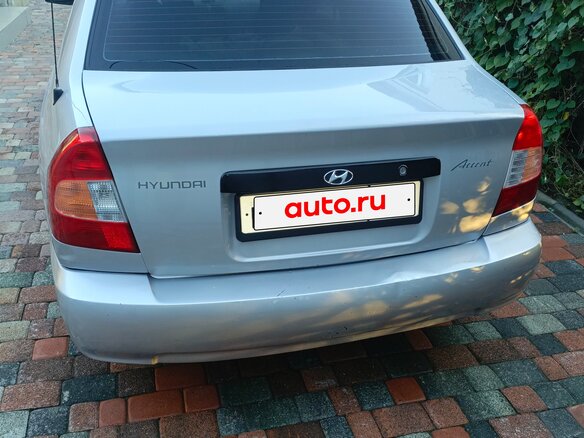 2004 Hyundai Accent ТагАЗ II, серебристый, 330000 рублей - вид 4