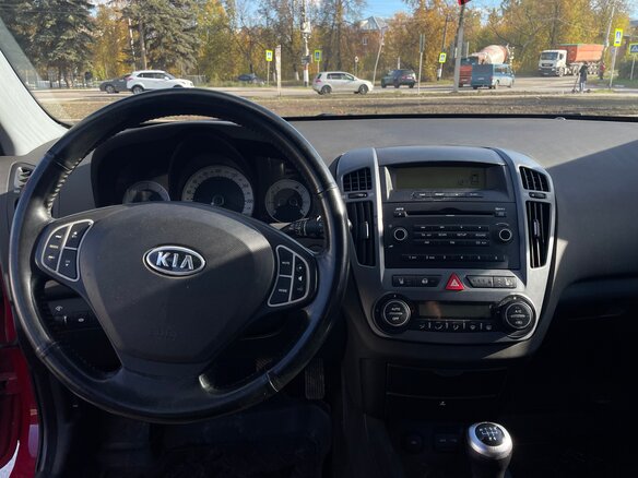 2008 Kia Ceed I, красный, 635000 рублей - вид 9