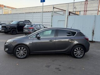 2011 Opel Astra J, серый, 649000 рублей, вид 4