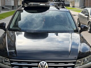 2020 Volkswagen Tiguan II, чёрный, 2550000 рублей, вид 2