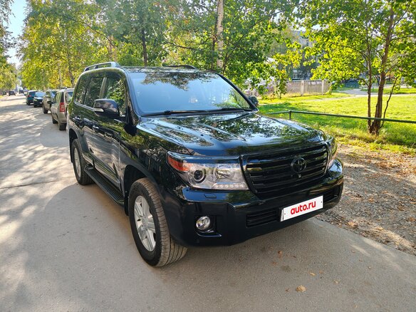 2013 Toyota Land Cruiser 200 Series Рестайлинг 1, чёрный, 3900000 рублей - вид 5