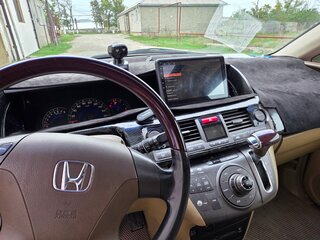 2004 Honda Elysion I, белый, 870000 рублей, вид 3