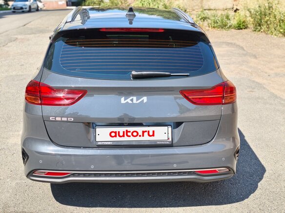 2021 Kia Ceed III Рестайлинг, серый, 1910000 рублей - вид 5