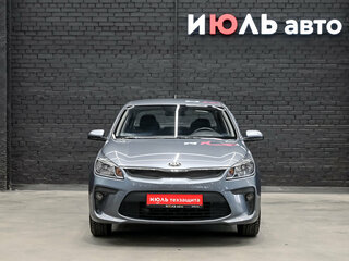 2017 Kia Rio IV, серый, 1410000 рублей, вид 2
