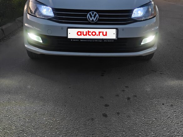 2019 Volkswagen Polo V Рестайлинг, белый - вид 3