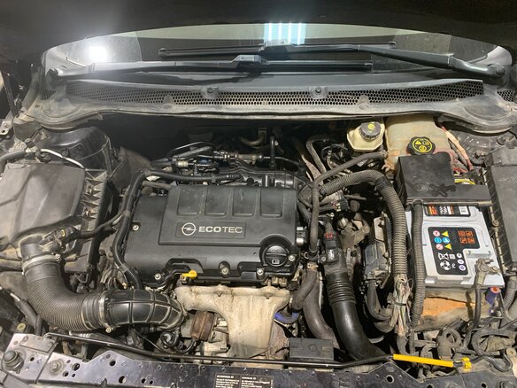 2010 Opel Astra J, чёрный, 600000 рублей - вид 7