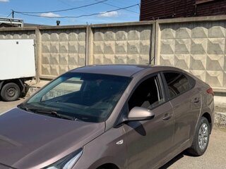 2019 Hyundai Solaris II, коричневый, 630000 рублей, вид 1