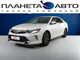 2017 Toyota Camry VII (XV50) Рестайлинг 2, белый, 2649000 рублей, вид 1