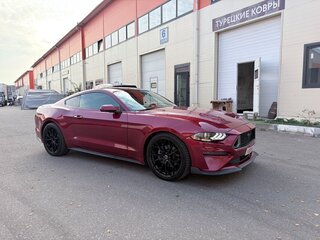 2020 Ford Mustang VI Рестайлинг, чёрный, 2600000 рублей, вид 4