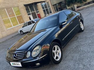 2003 Mercedes-Benz E-Класс 200 III (W211, S211), чёрный, 690000 рублей, вид 1