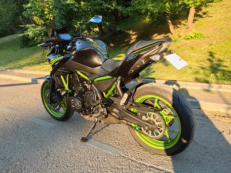 2021 Kawasaki Z 650, зелёный, 700000 рублей, вид 3