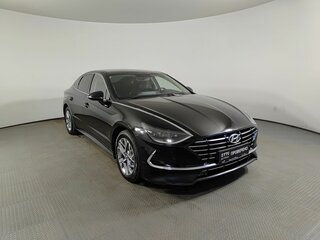 2019 Hyundai Sonata VIII (DN8), чёрный, 2050000 рублей, вид 3