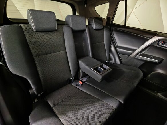 2018 Toyota RAV4 IV (XA40) Рестайлинг, красный, 1989000 рублей - вид 15