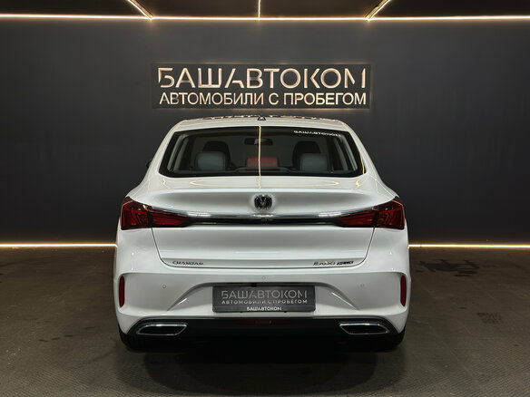 2024 Changan Eado Plus I, белый, 1800000 рублей - вид 4