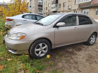 2002 Toyota Corolla IX (E120, E130), серебристый, 350000 рублей, вид 2
