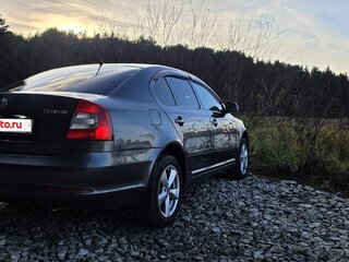 2011 Skoda Octavia II (A5) Рестайлинг, серый, 750000 рублей, вид 3