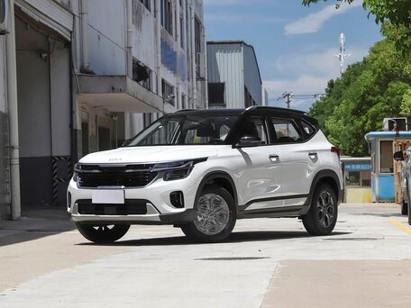 2026 Kia Seltos I Рестайлинг, серый, 2190000 рублей, вид 1