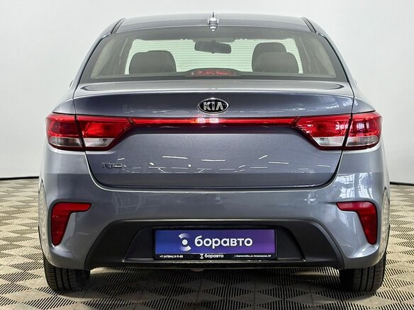 2018 Kia Rio IV, серый, 1410000 рублей - вид 3