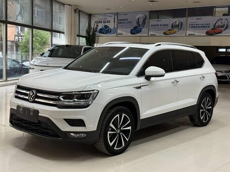 Volkswagen Tharu I